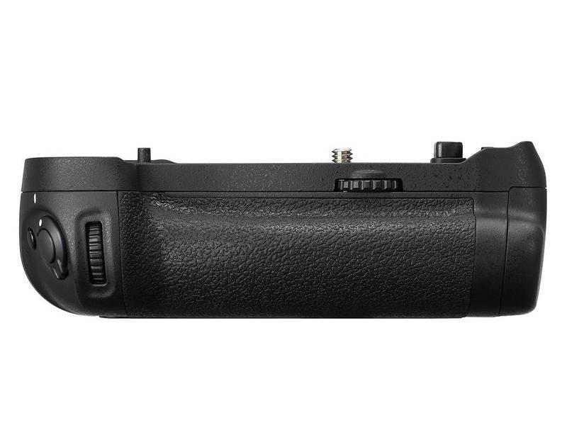 NIKON MB-D18 Multi-power battery Pack x D850
