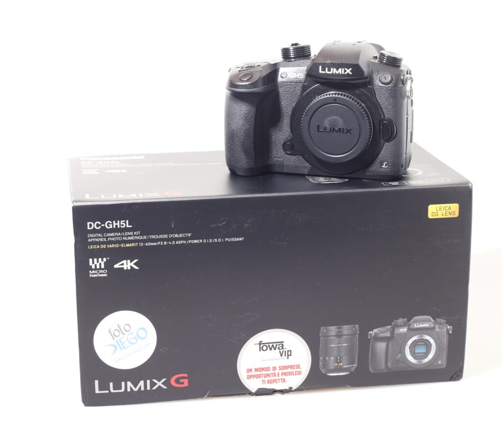 FOTOCAMERA DIGITALE MIRRORLESS PANASONIC GH5.