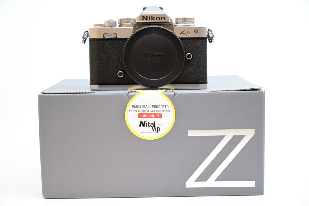 FOTOCAMERA MIRRORLESS APS-C NIKON ZFC (SOLO CORPO)