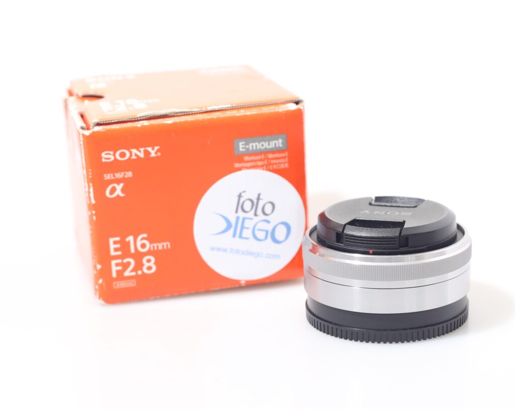 OBIETTIVO SONY APS-C E 16 MM F/2.8. E-MOUNT.