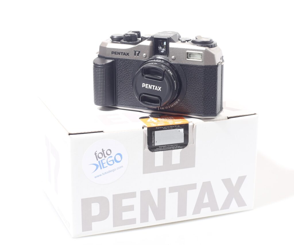 FOTOCAMERA ANALOGICA PENTAX 17.